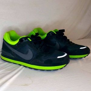 Nike ms78 LE “black electric green”